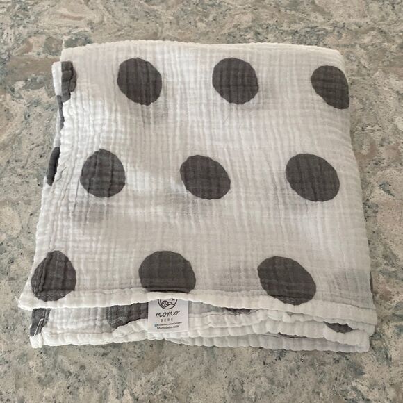 Momo Bebe  Muslin Wrap - Picture 1 of 4